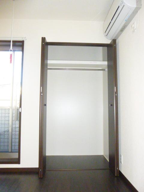 2/8 収納