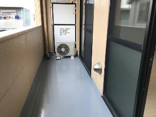 20/27 バルコニー