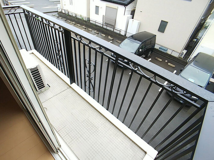 13/18 バルコニー