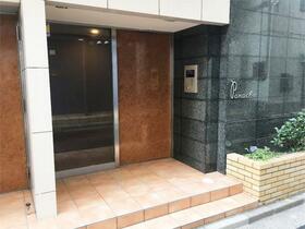 16/16 エントランス