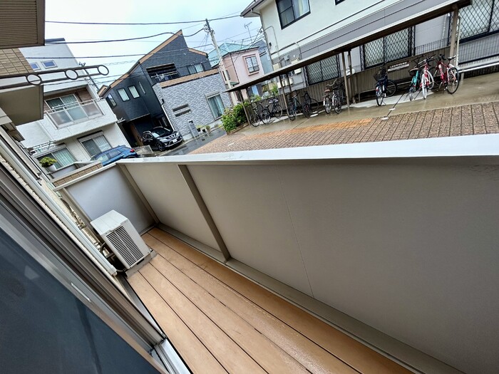 13/22 バルコニー