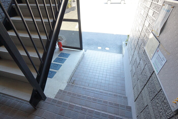 19/21 エントランス