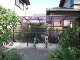 16/16 駐車場