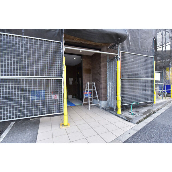 15/15 エントランス