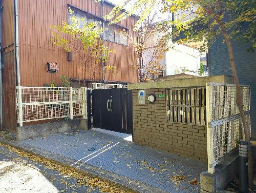 2/4 エントランス