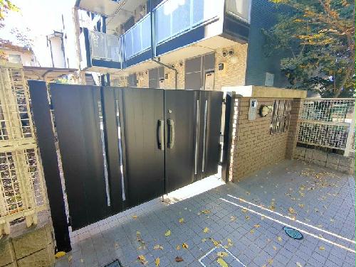 3/4 エントランス