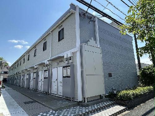 レオパレス緑ヶ丘の外観