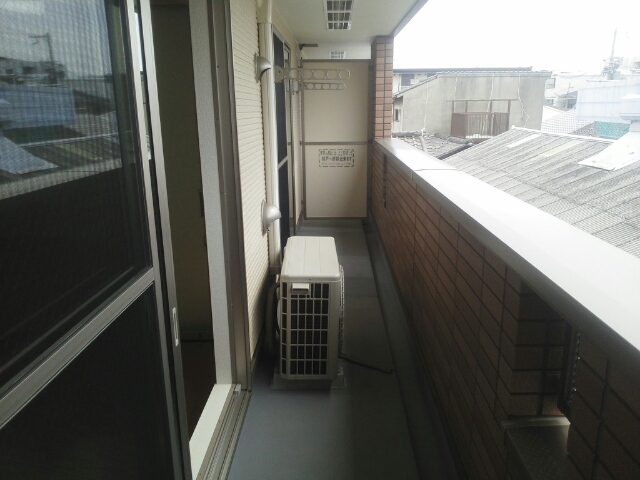 13/20 バルコニー