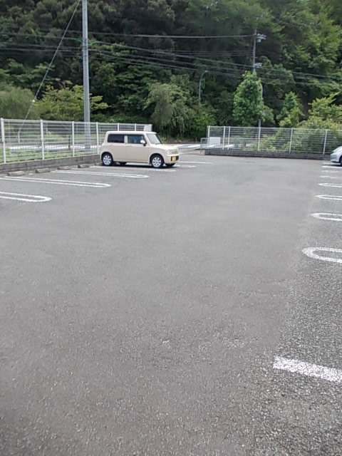 14/20 駐車場