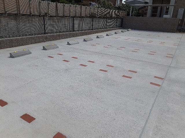 14/21 駐車場