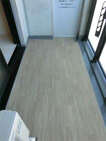 13/16 バルコニー