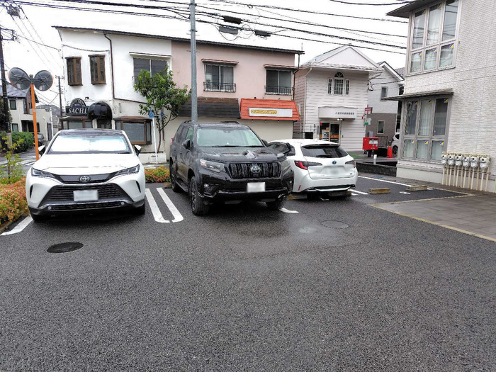20/20 駐車場