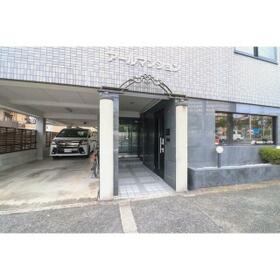 16/25 エントランス