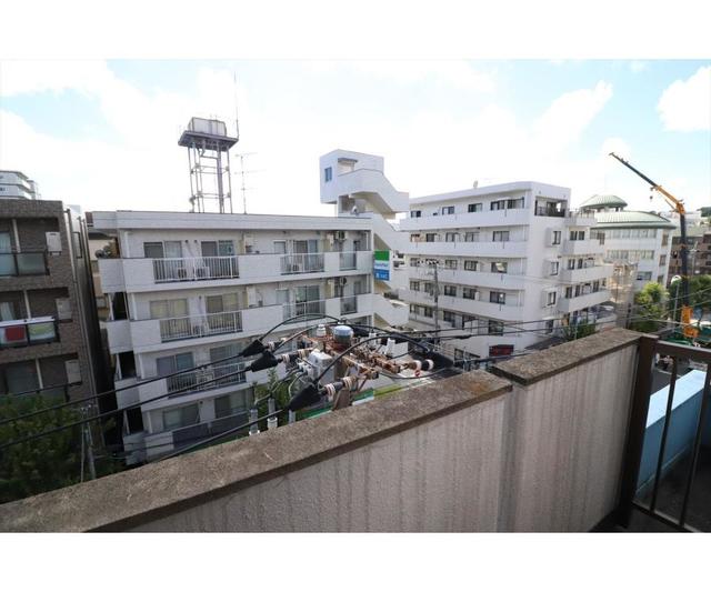 23/30 バルコニー