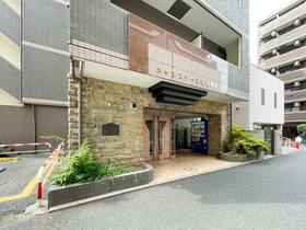 15/16 エントランス