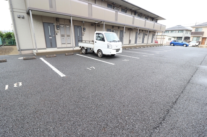16/22 駐車場
