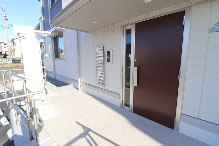 19/20 エントランス