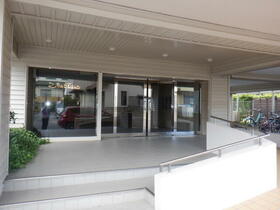 15/24 エントランス