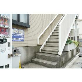 17/23 エントランス