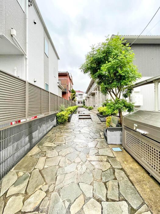 20/20 エントランス