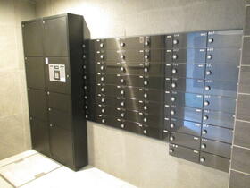 16/24 エントランス