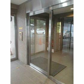 15/17 エントランス