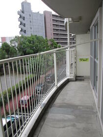 13/16 バルコニー