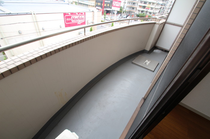 13/23 バルコニー