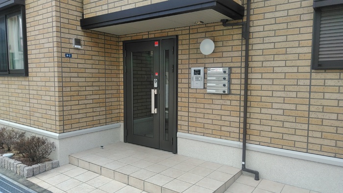 19/20 エントランス