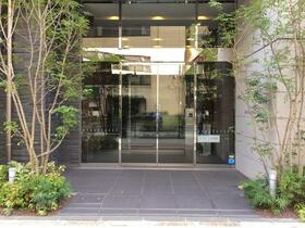 14/15 エントランス