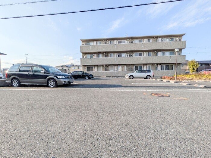 20/20 駐車場