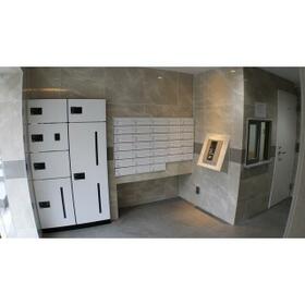 13/20 エントランス