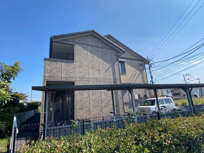 19/23 エントランス