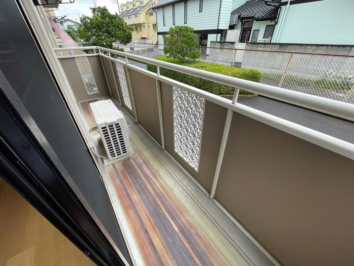 13/23 バルコニー