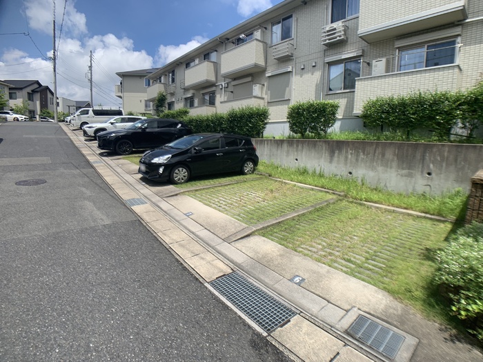 14/17 駐車場