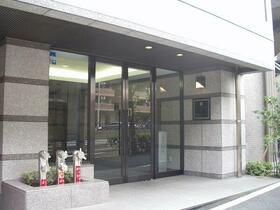 15/16 エントランス