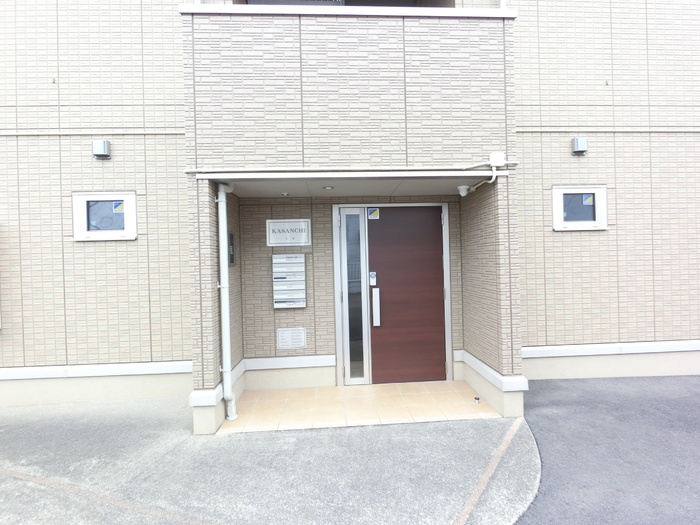 18/21 エントランス