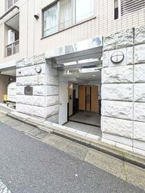 15/16 エントランス