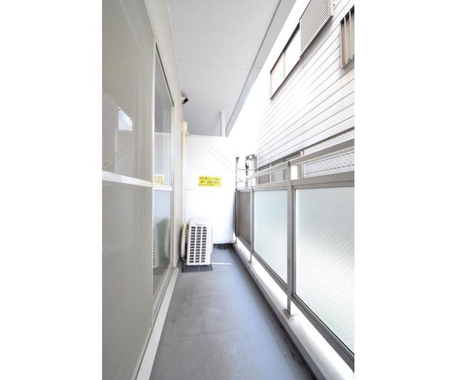 27/30 バルコニー