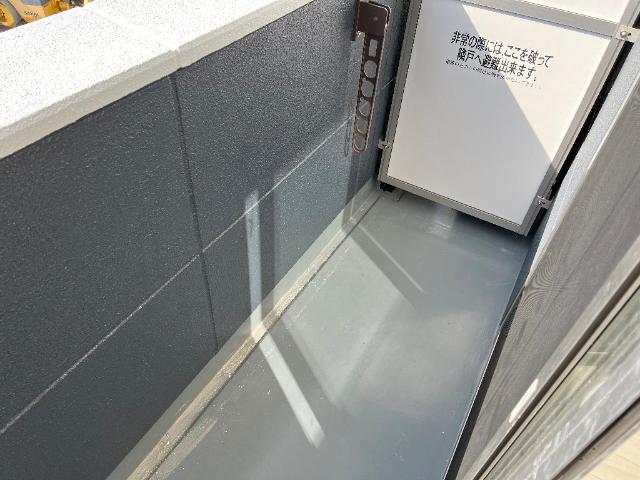 21/30 バルコニー