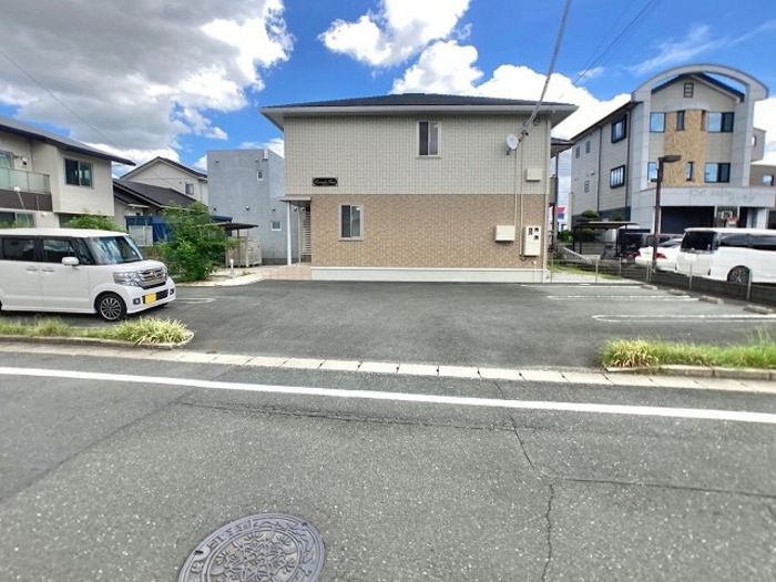 20/20 駐車場
