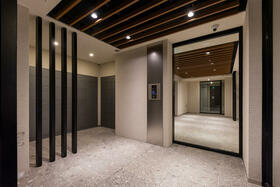 4/4 エントランス