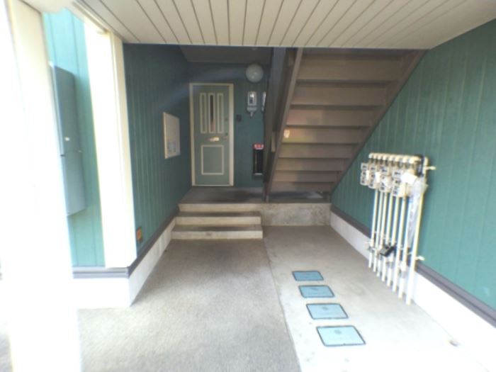 16/26 エントランス