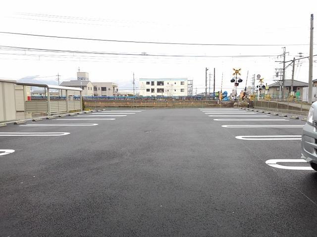 14/20 駐車場