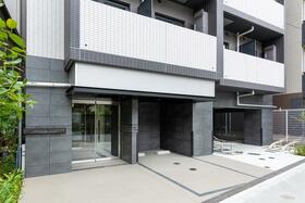 2/3 エントランス