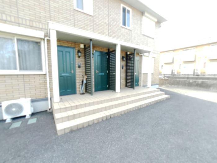 19/20 エントランス