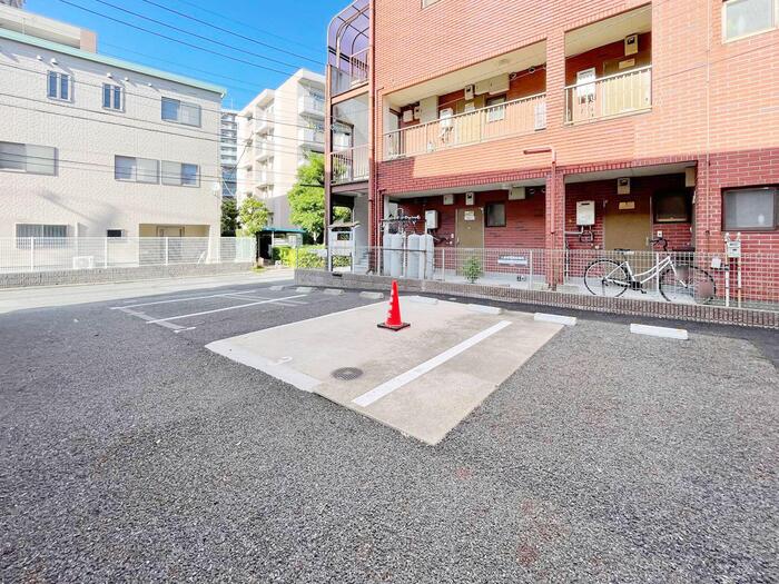 15/22 駐車場