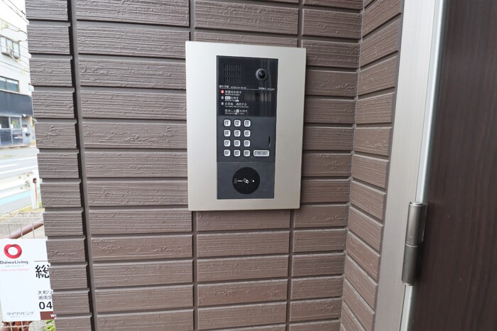 16/22 エントランス