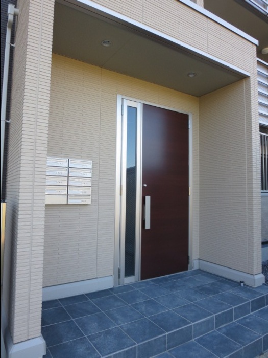 17/17 エントランス