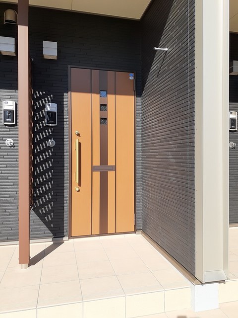 14/20 エントランス